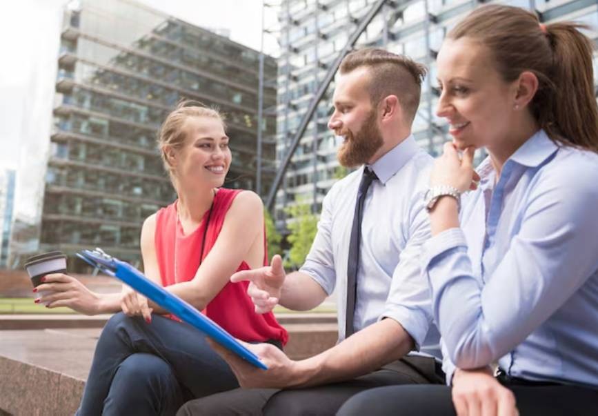 What are the Top Reasons to Study in Business Schools in London?